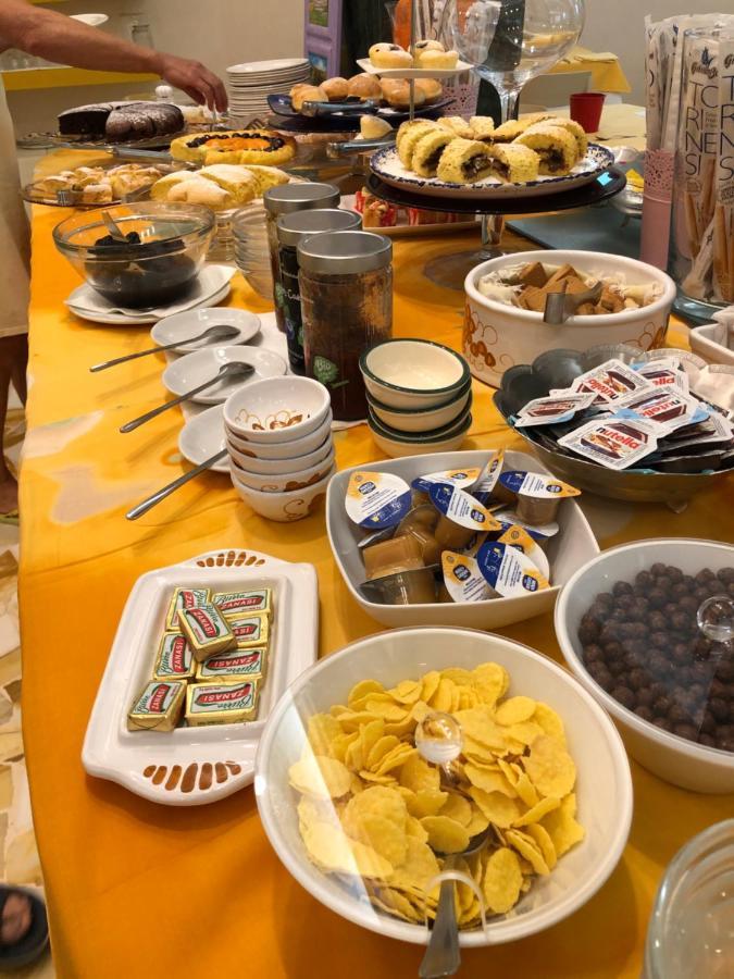 Hotel Lazzarini 벨레지아아지마리나 외부 사진
