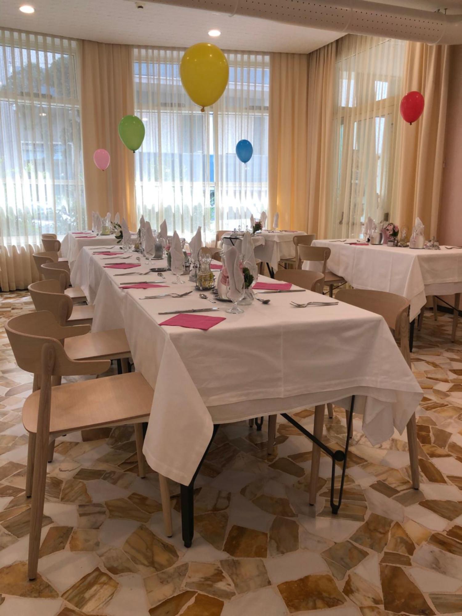 Hotel Lazzarini 벨레지아아지마리나 외부 사진