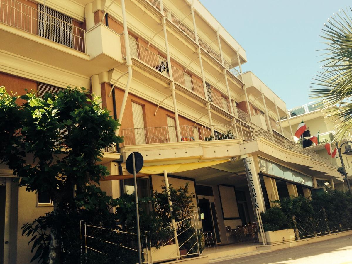 Hotel Lazzarini 벨레지아아지마리나 외부 사진